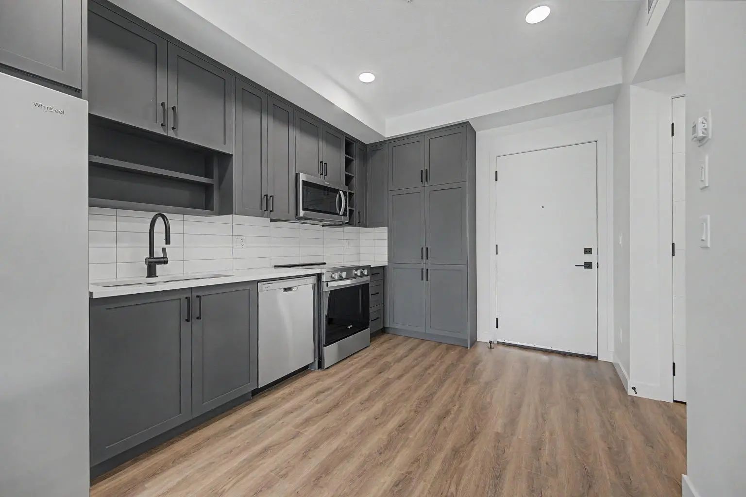 205 3107 Warren Street , Calgary – Residential Apartment Listing Photo 5
