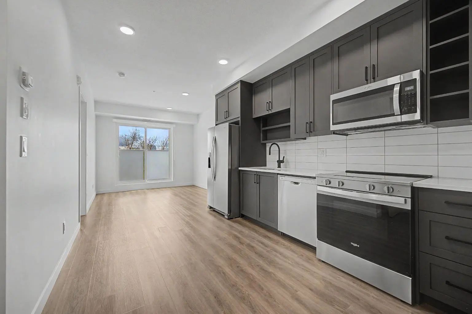 205 3107 Warren Street , Calgary – Residential Apartment Listing Photo 6
