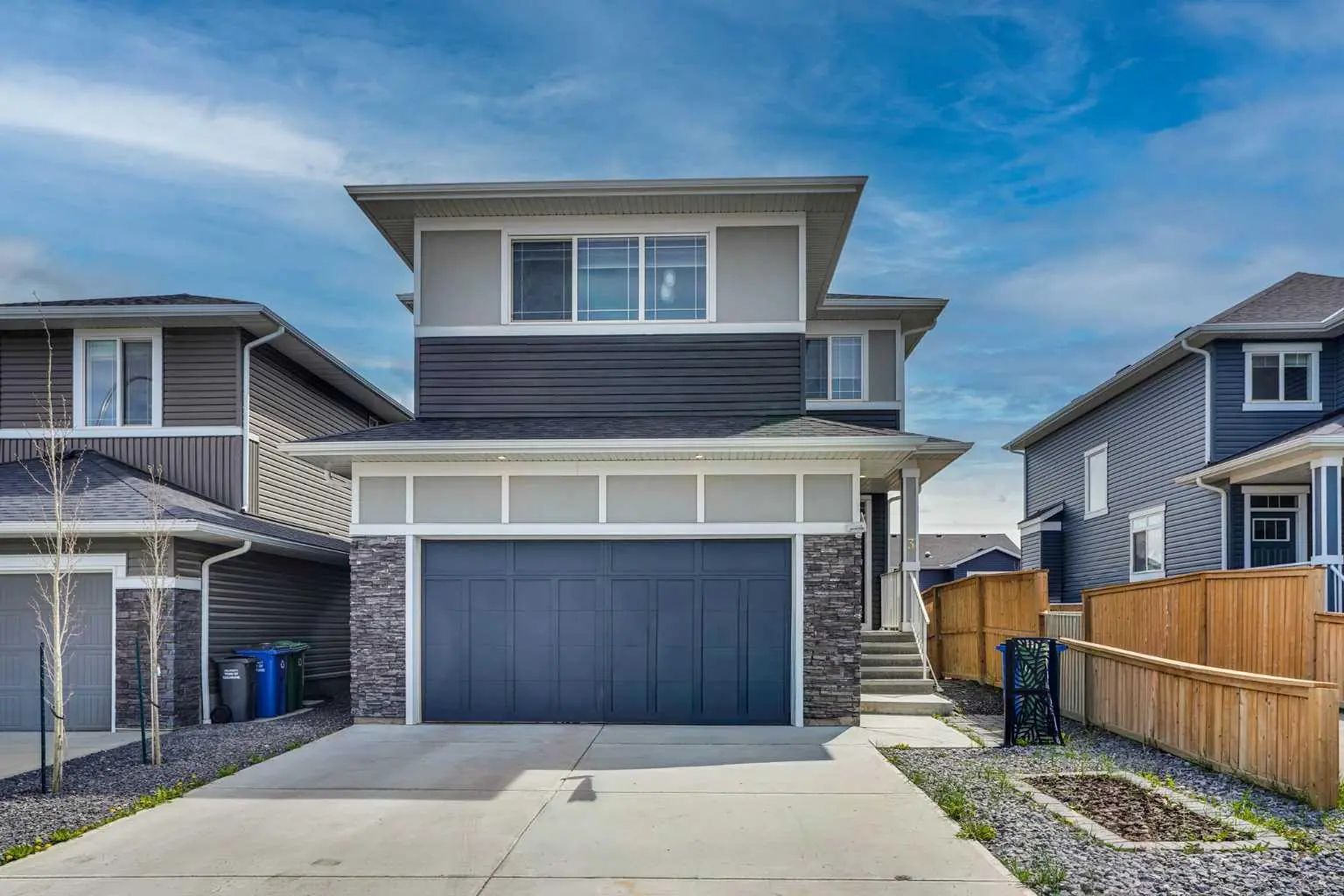 3 Rivercrest Common , Cochrane – Residential Detached Listing Photo 2