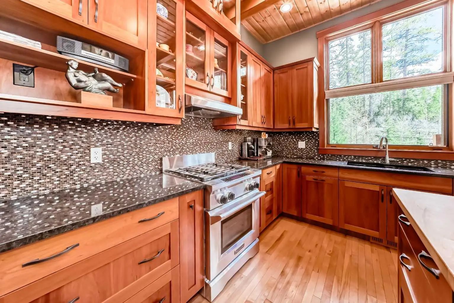 B 272 Three Sisters Drive , Canmore – Residential Semi Detached (Half Duplex) Listing Photo 4