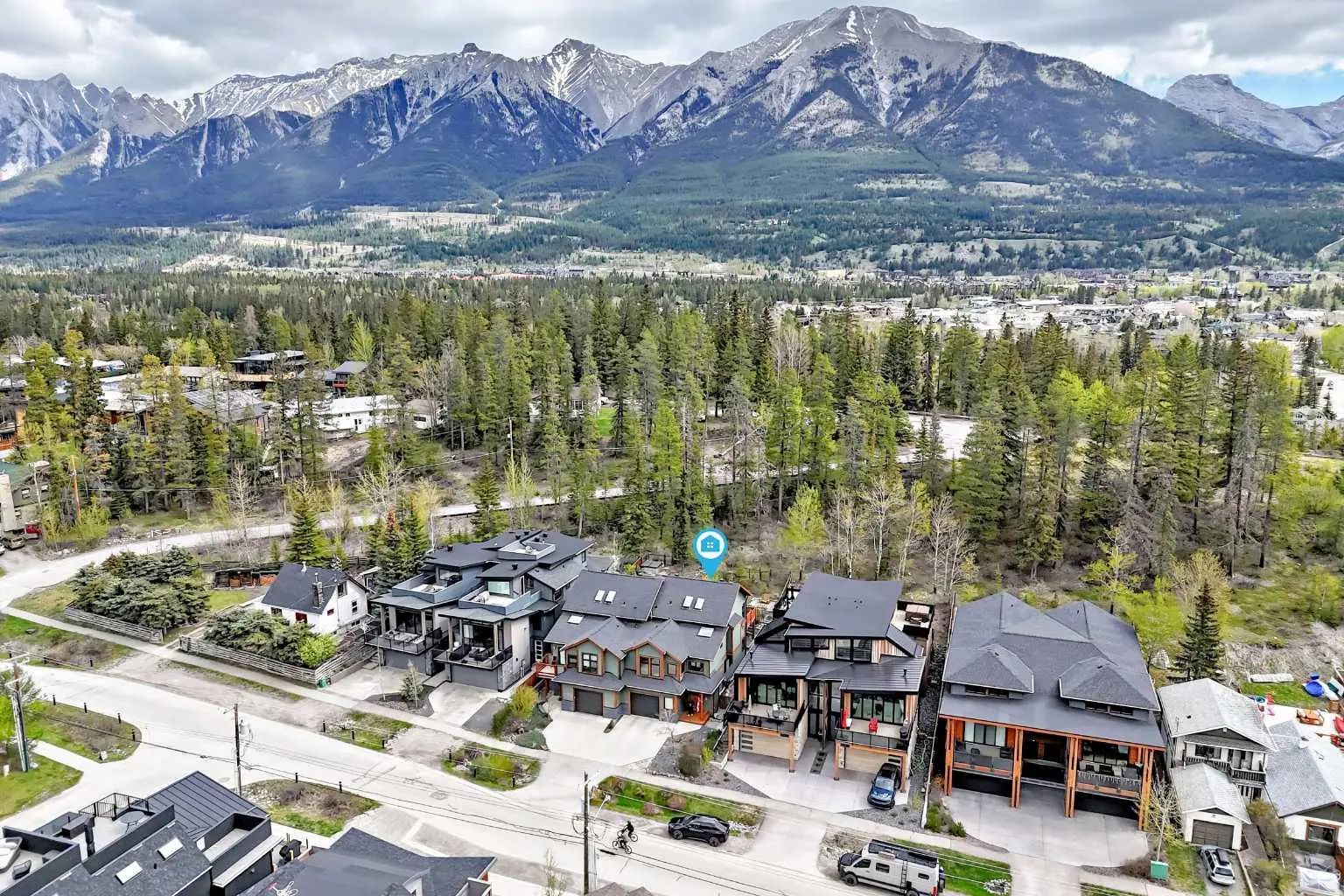 B 272 Three Sisters Drive , Canmore – Residential Semi Detached (Half Duplex) Listing Photo 5