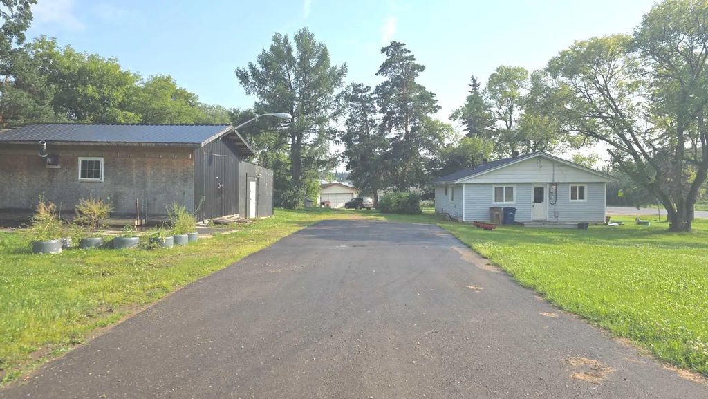 9930 103 Avenue , Plamondon