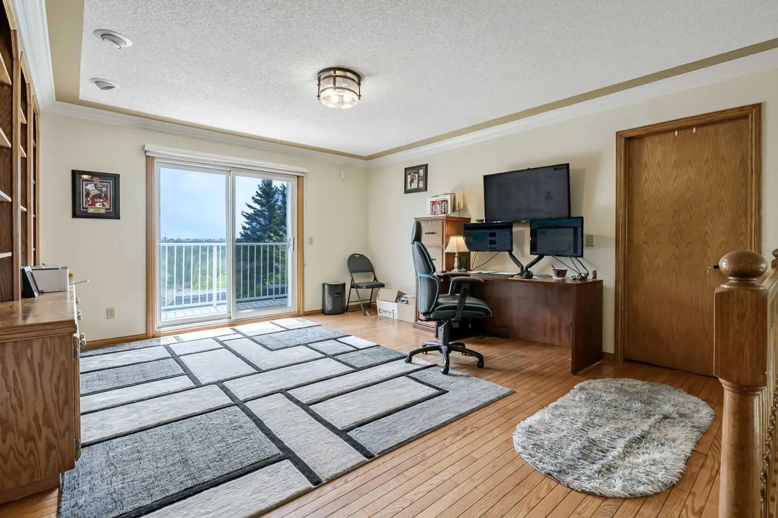 35 Candle Court Southwest, Calgary – Residential Detached Listing Photo 13