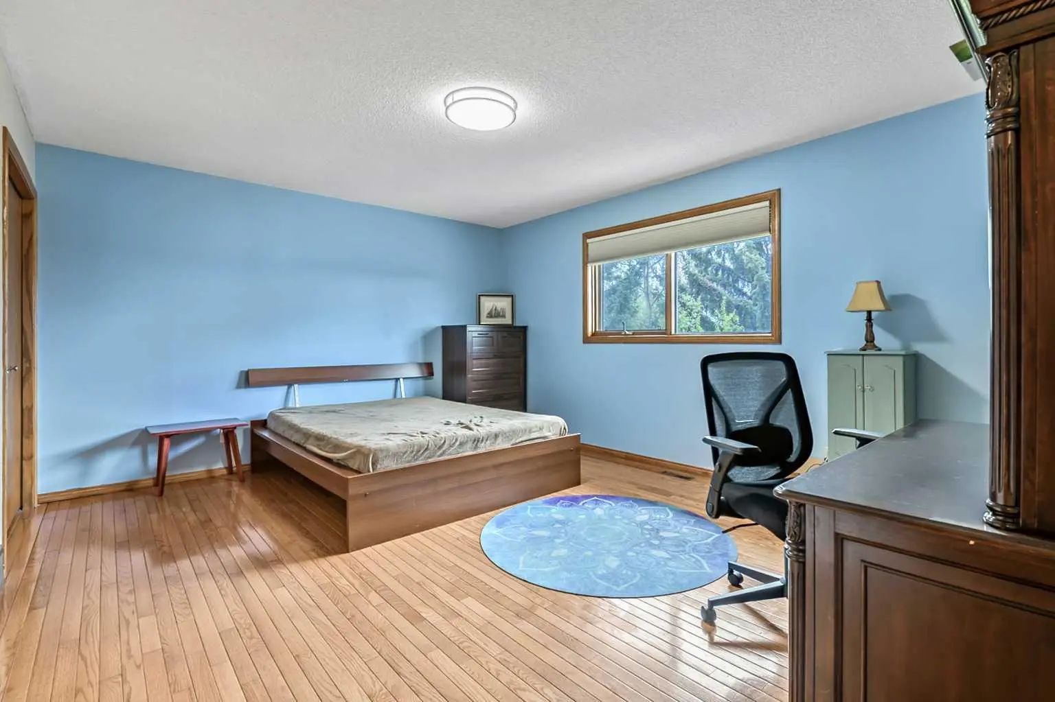 35 Candle Court Southwest, Calgary – Residential Detached Listing Photo 15
