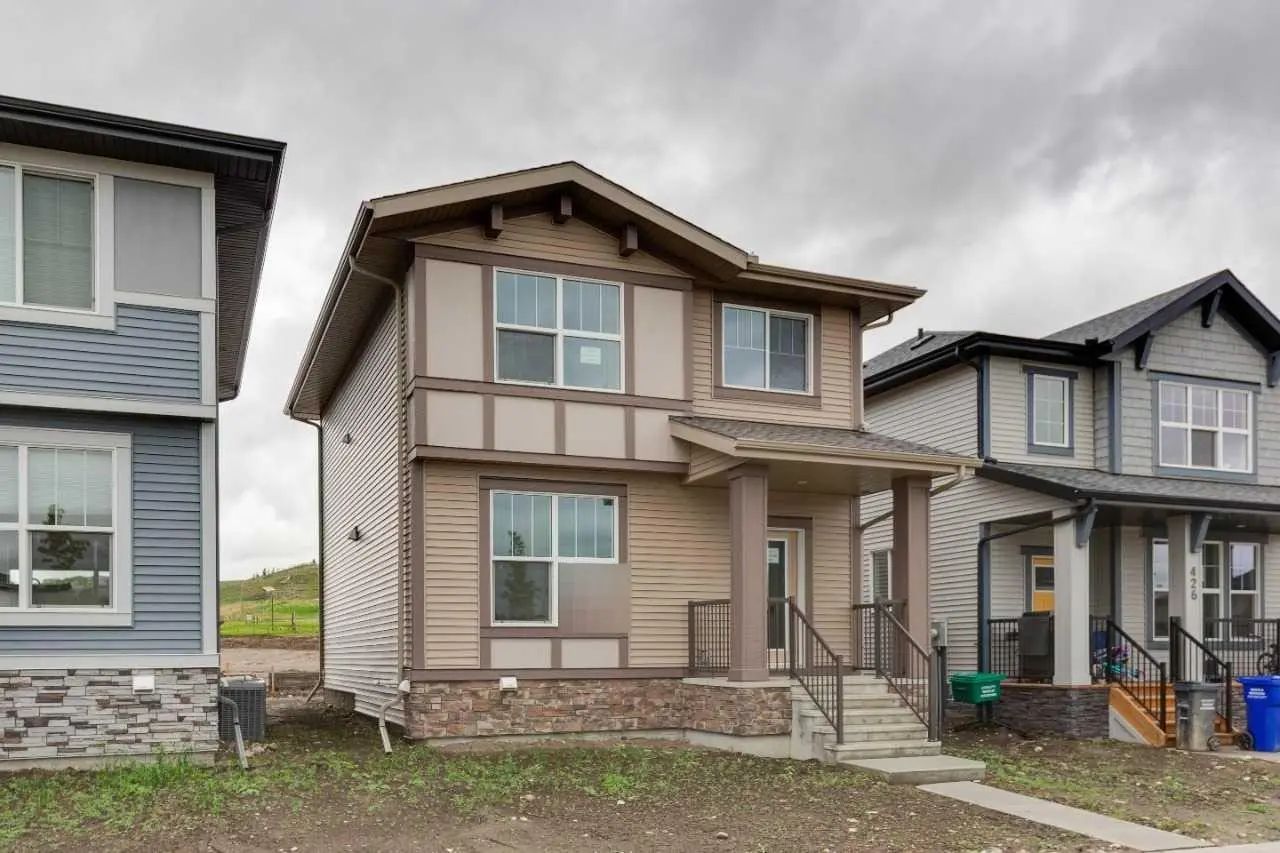 422 Heartland Way , Cochrane – Residential Detached Listing Photo 3