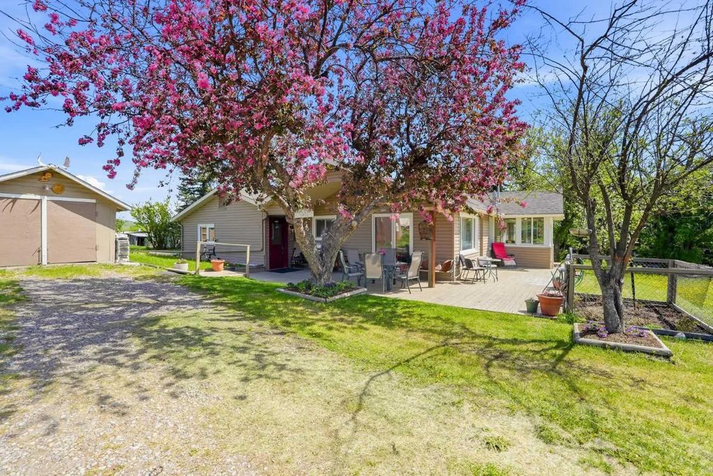 322191 135 Street W, Rural Foothills County