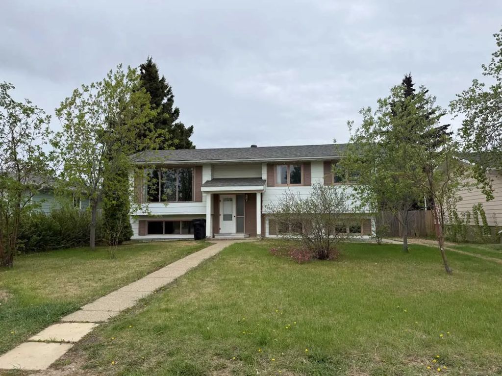 5311 50 Avenue , Grimshaw
