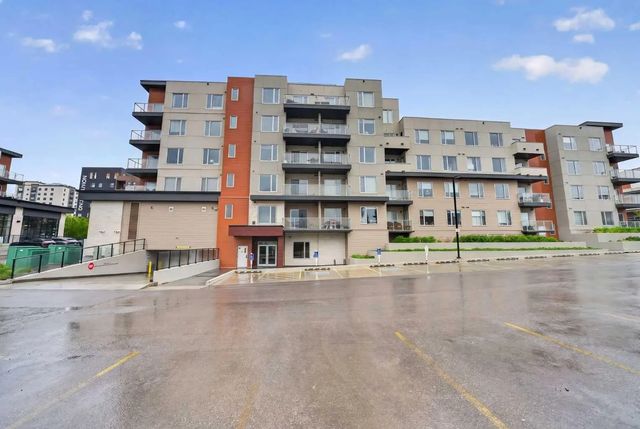 403 71 Shawnee Common Sw, Calgary