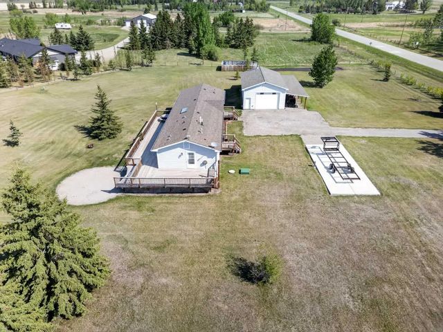 33006 Range Road 290  , Rural Mountain View County