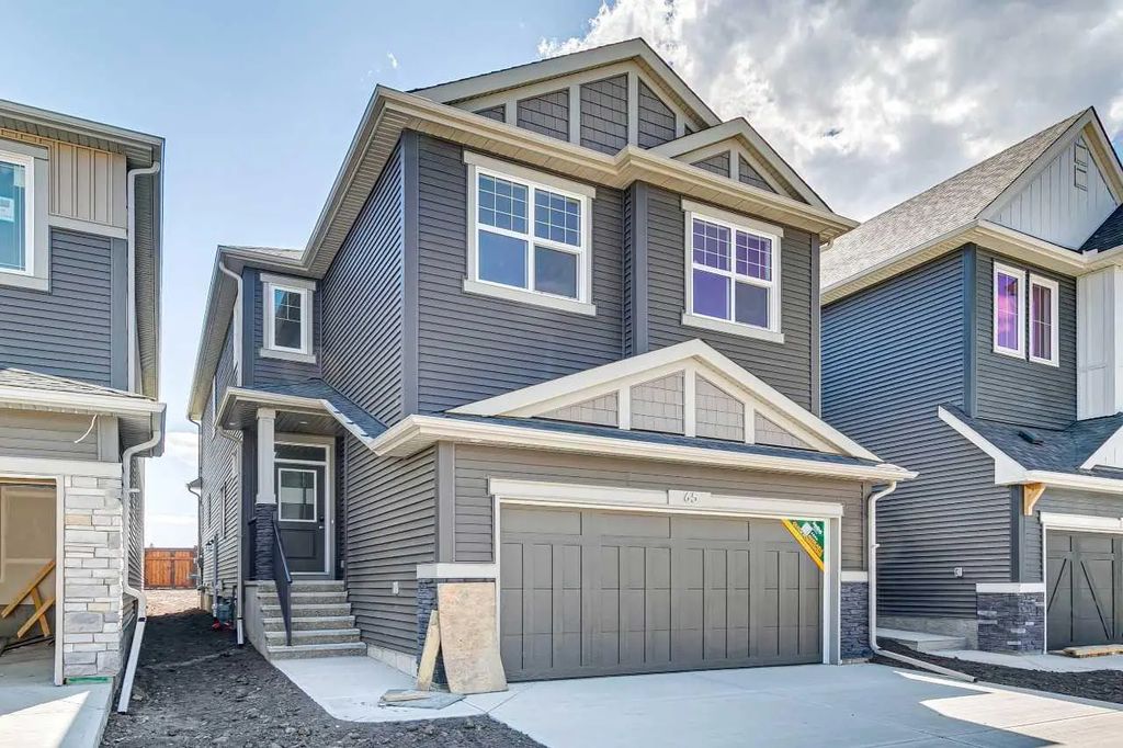 65 Sora Gardens Se, Calgary
