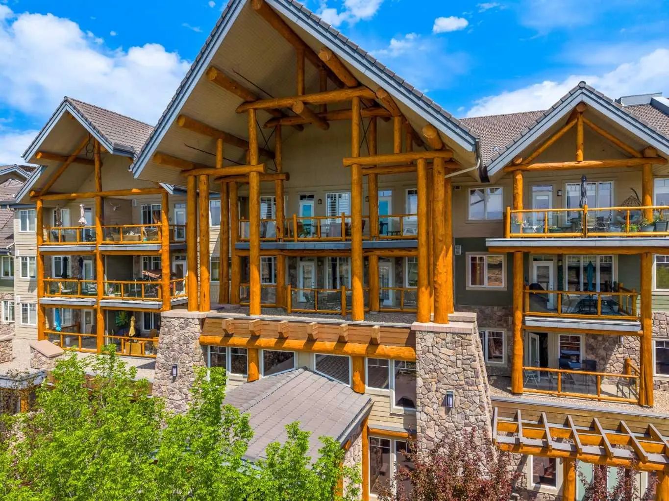 2303 2330 Fish Creek Boulevard Sw Calgary Alberta T2Y0L1 Evergreen Details