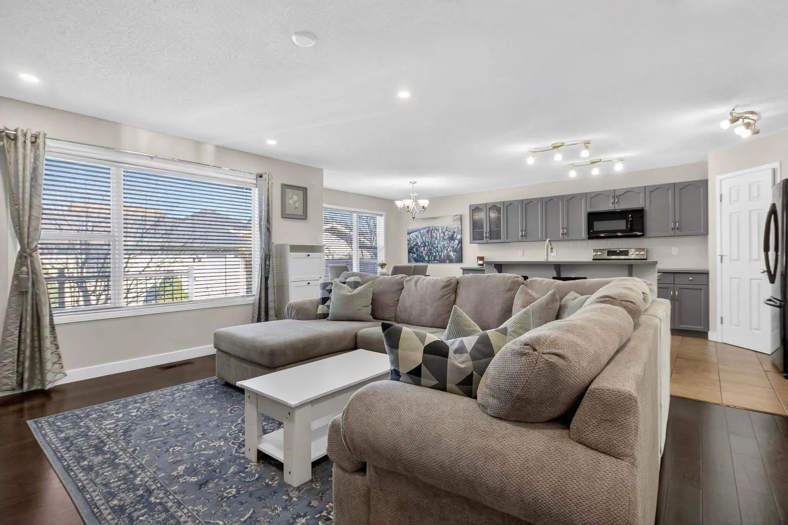 28 Elgin View Southeast, Calgary – Residential Detached Listing Photo 10