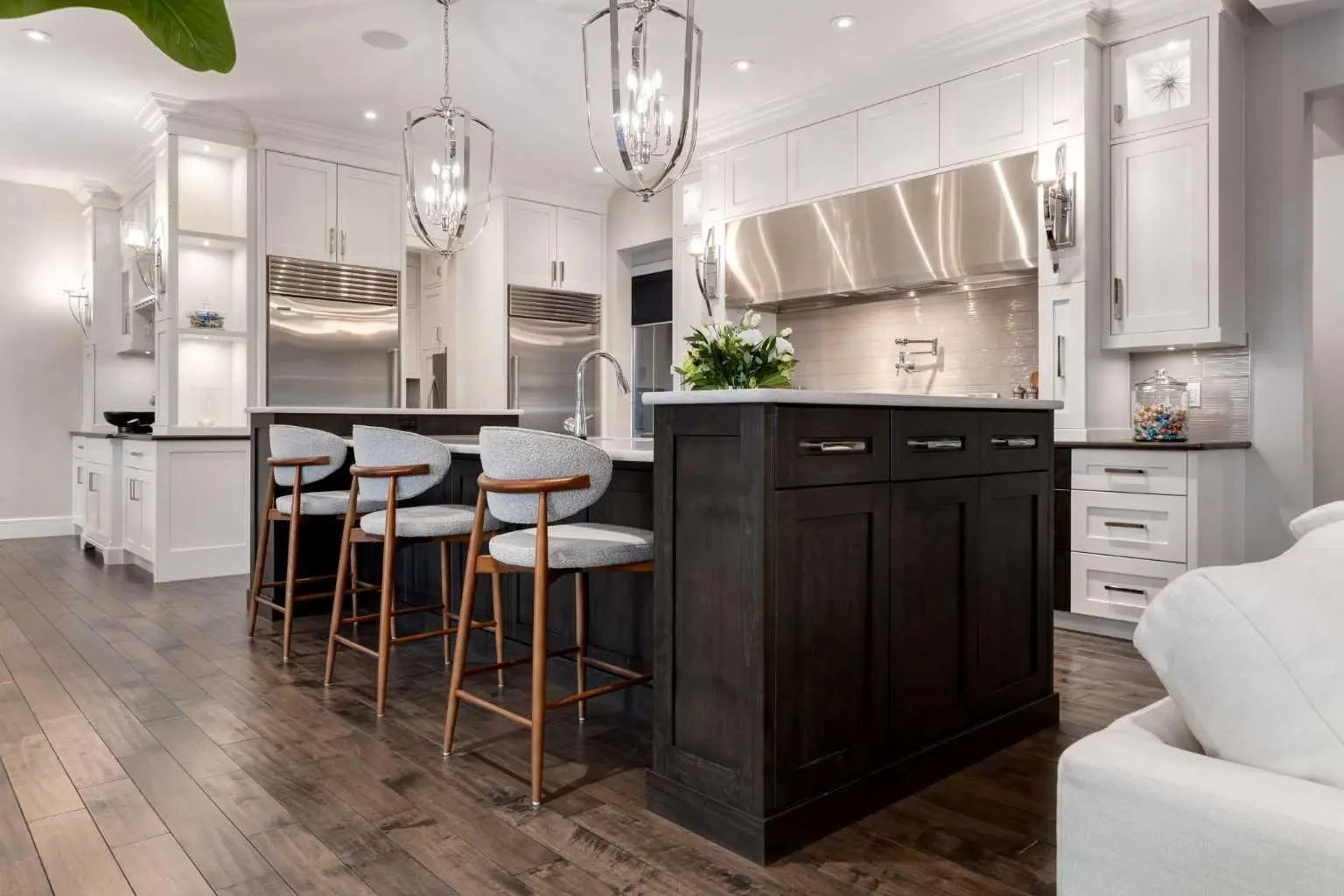 6 Heaver Gate  Heritage Pointe Alberta T1S 4K1 NONE Home For Sale