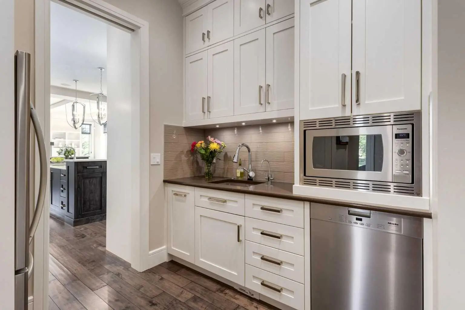 6 Heaver Gate  Heritage Pointe Alberta T1S 4K1 NONE Home For Sale