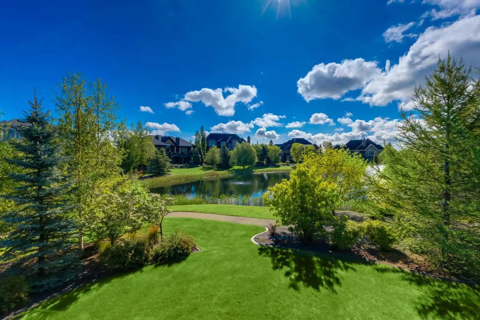 6 Heaver Gate  Heritage Pointe Alberta T1S 4K1 NONE Home For Sale