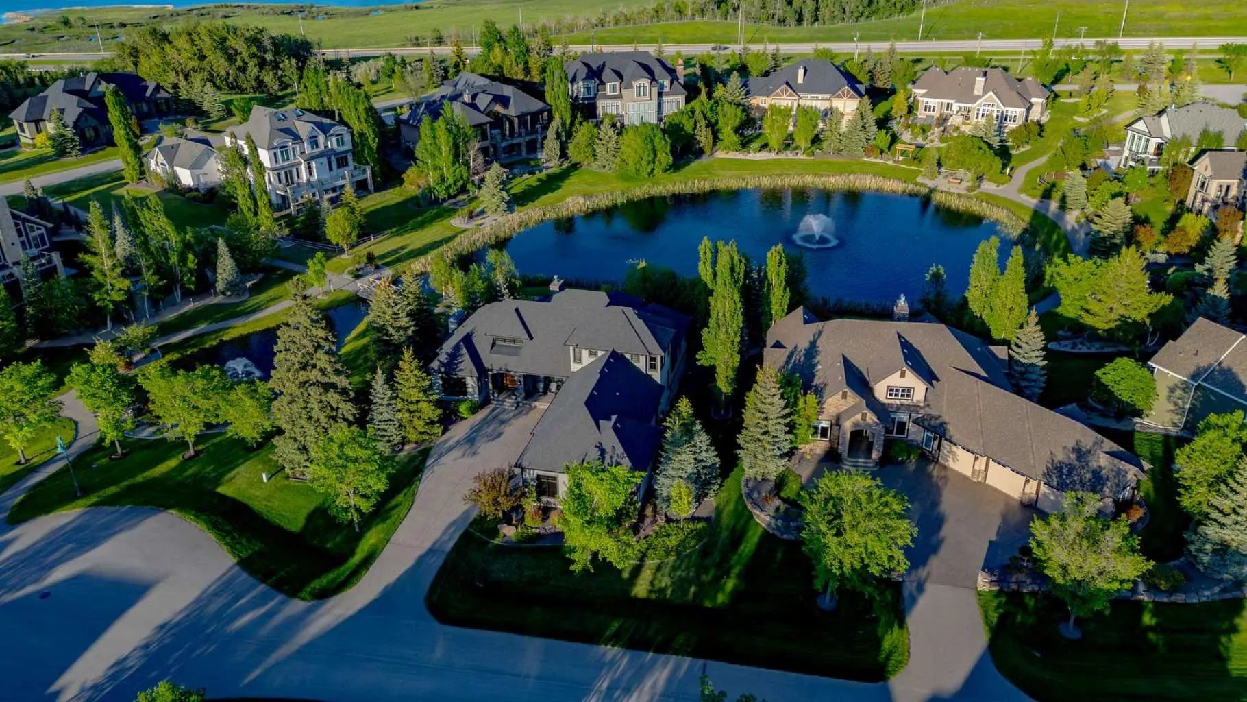 6 Heaver Gate  Heritage Pointe Alberta T1S 4K1 NONE Home For Sale