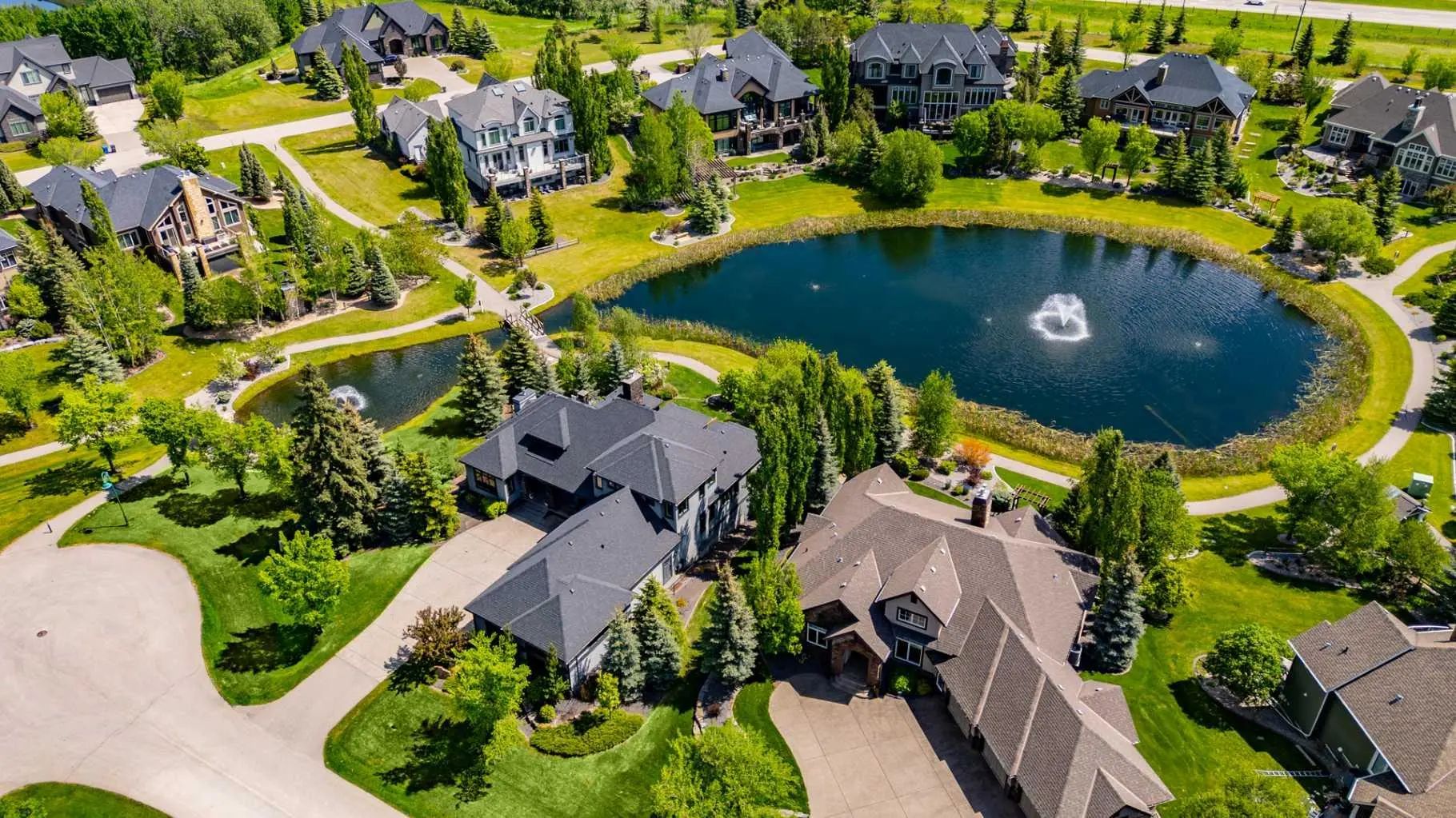 6 Heaver Gate  Heritage Pointe Alberta T1S 4K1 NONE Home For Sale