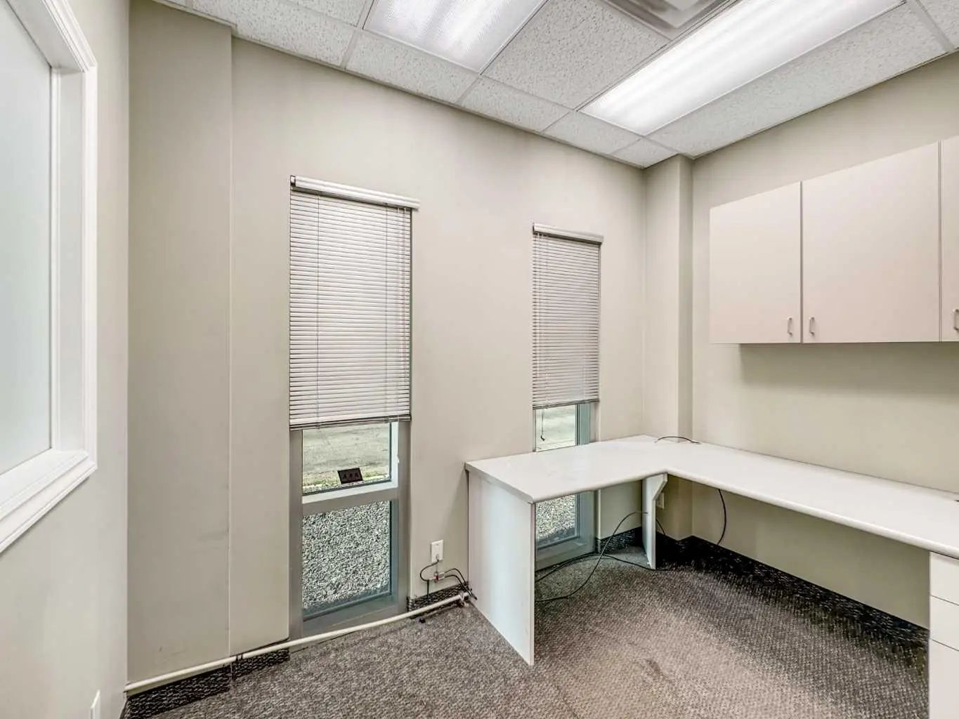 902 9th Avenue Southwest, Calgary – Commercial Office Listing Photo 2