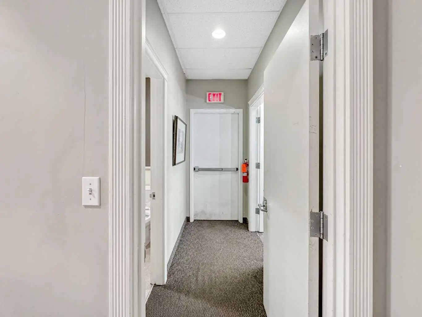 902 9th Avenue Southwest, Calgary – Commercial Office Listing Photo 4