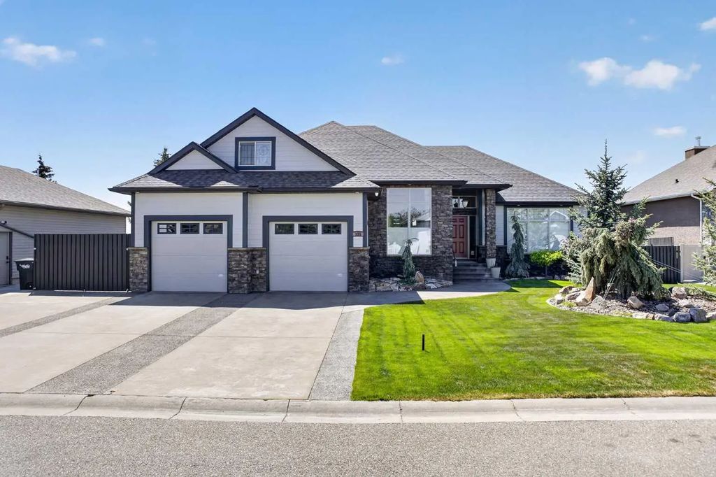 135 Garrison Drive , Fort Macleod
