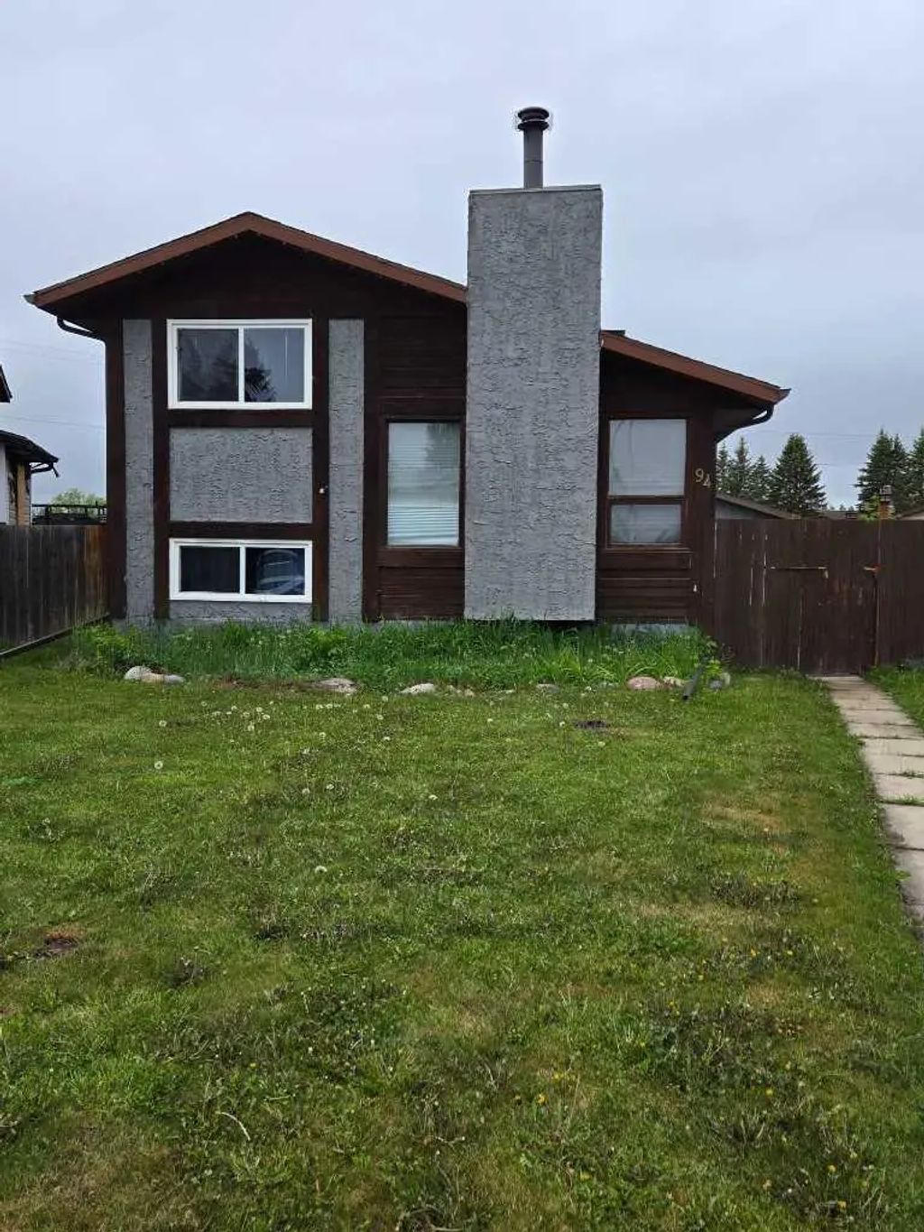 94 Harolds Hollow  , Whitecourt