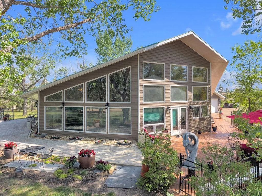 311037a Range Road 222  , Rural Kneehill County