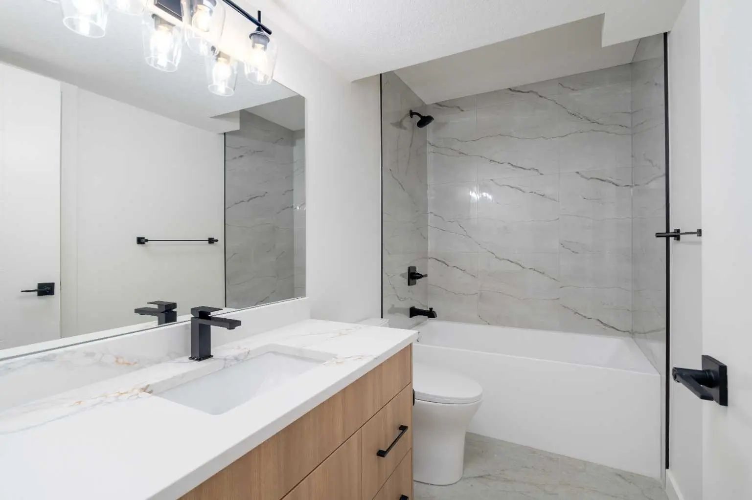 312 Queensland Road Southeast, Calgary – Residential Detached Listing Photo 16