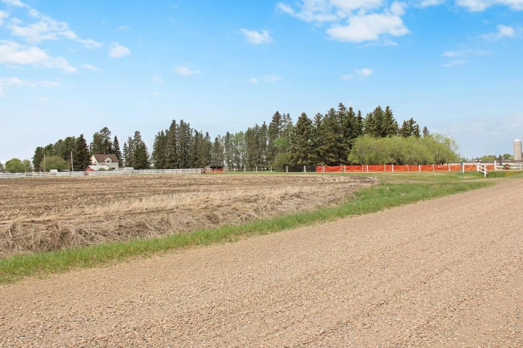 47038 Range Road 191  , Rural Camrose County