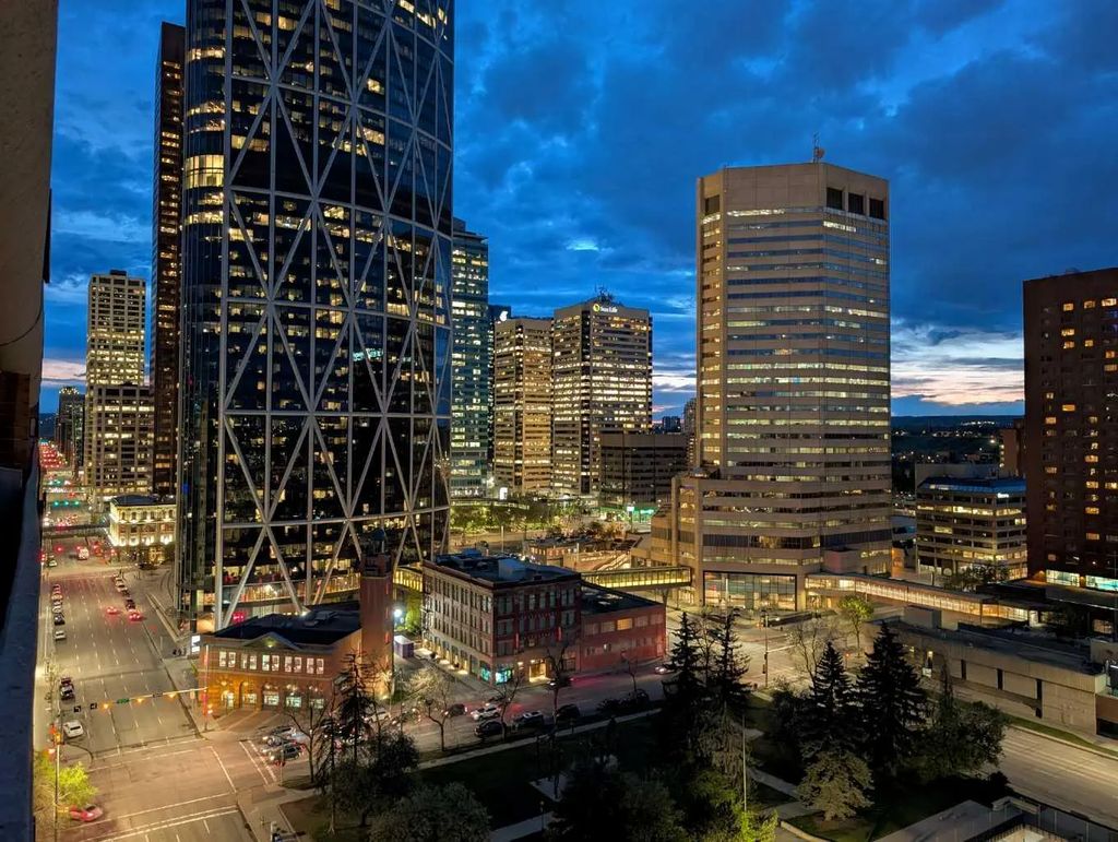 906 221 6 Avenue Se, Calgary