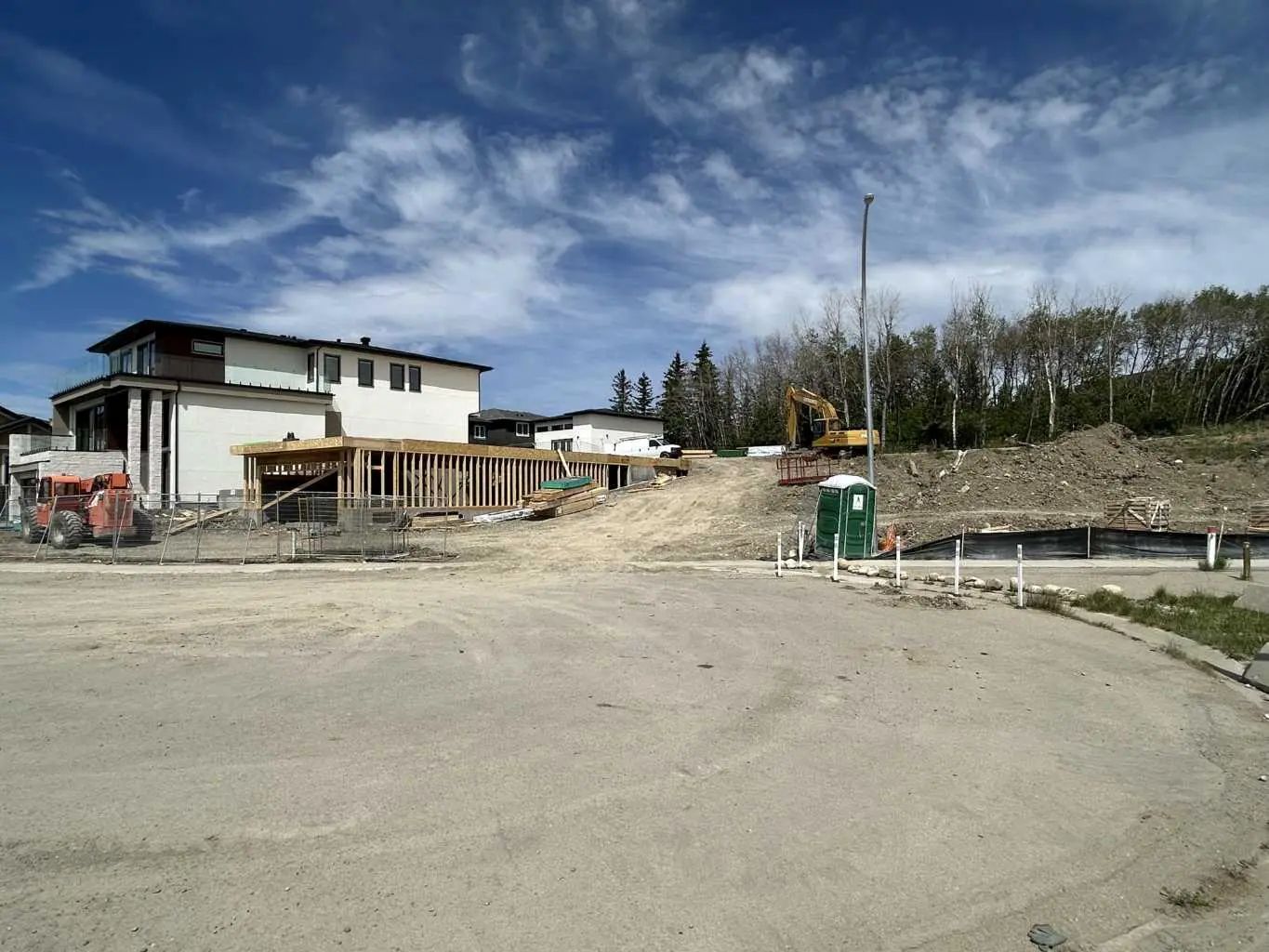 284 Rock Lake Drive Northwest, Calgary – Land Residential Land Listing Photo 5