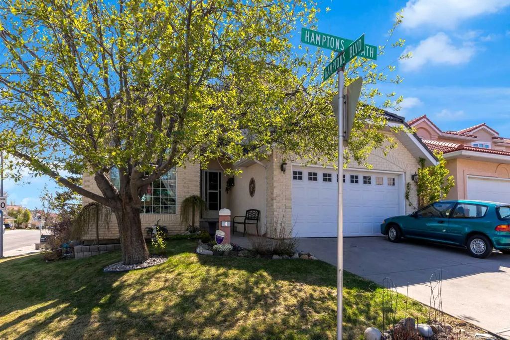 4 Hamptons Heath Nw, Calgary
