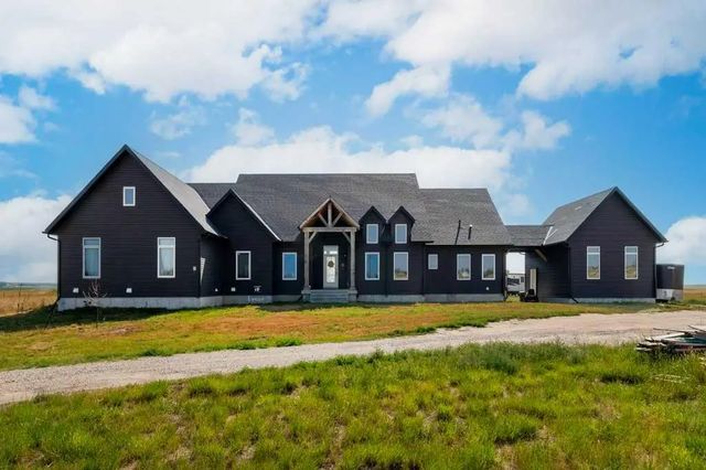 242017 Township Road 232  , Rural Wheatland County