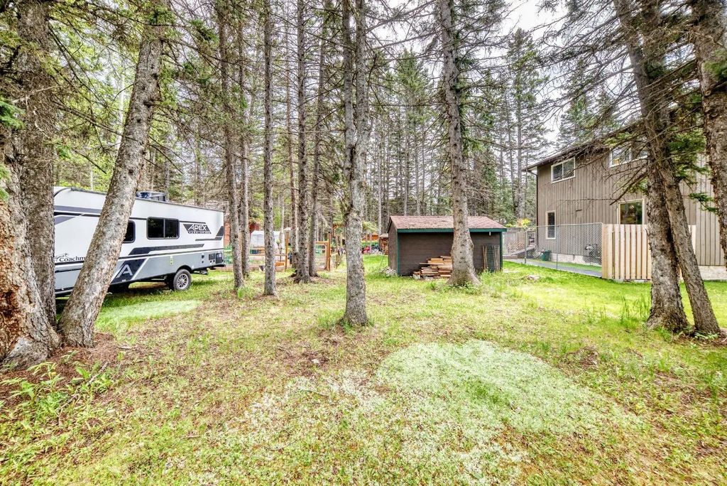 2 Wolf Close , Rural Rocky View County
