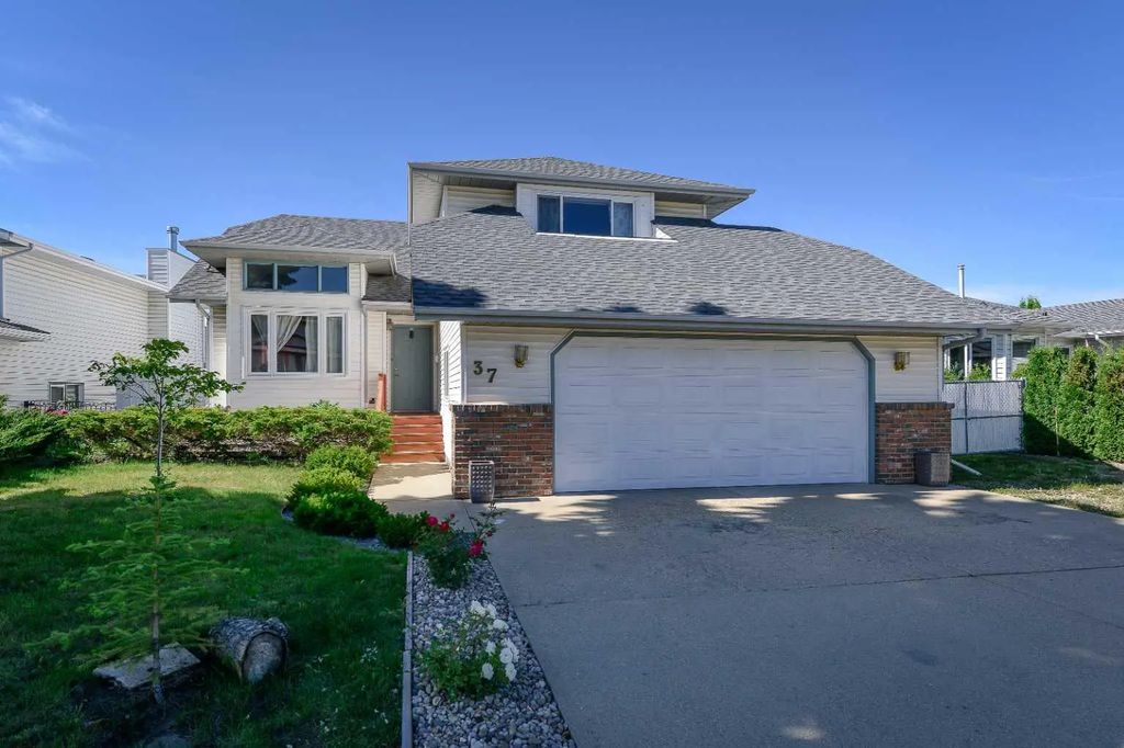 37 Denovan Crescent , Red Deer