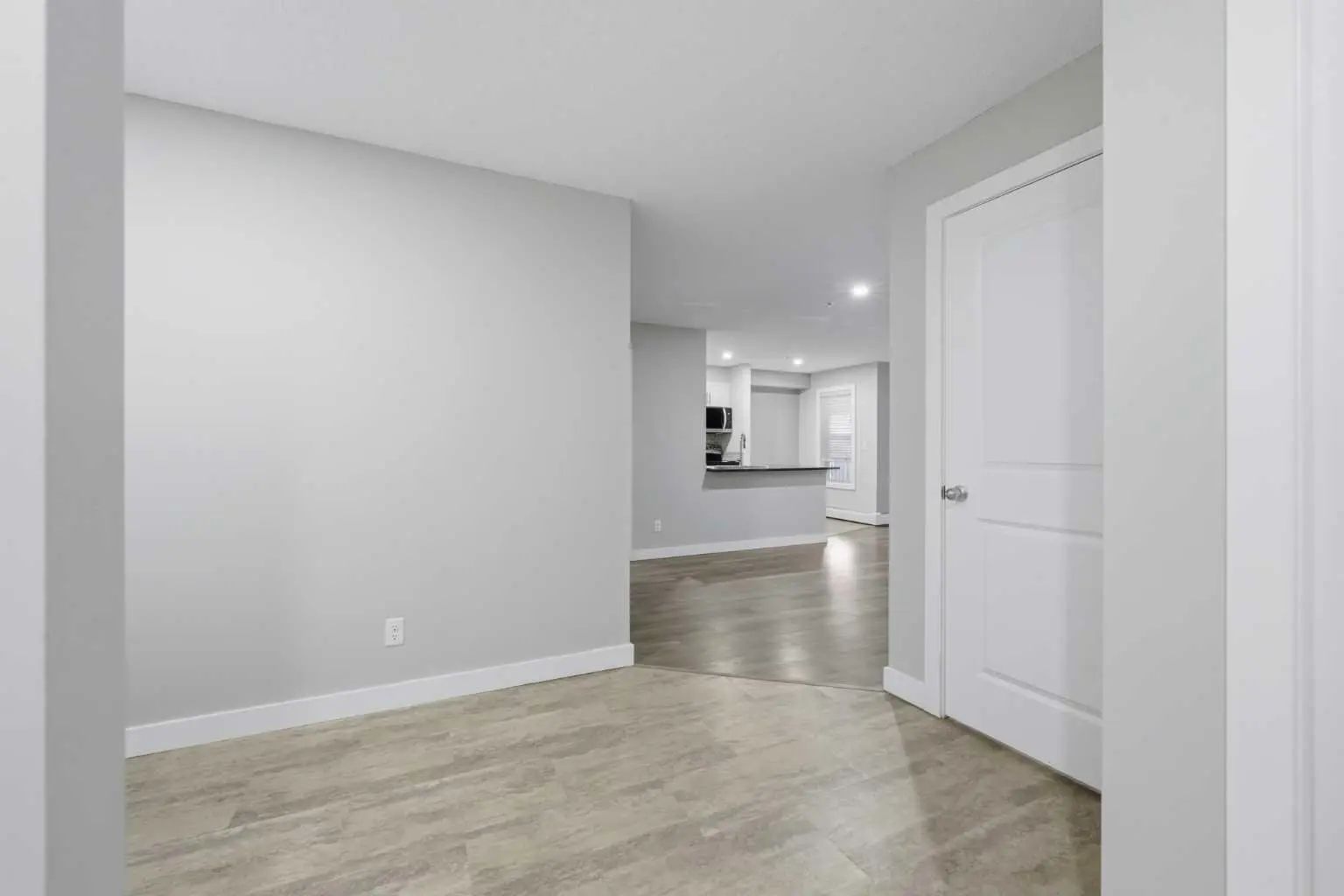 1219 625 Glenbow Drive , Cochrane – Residential Apartment Listing Photo 4
