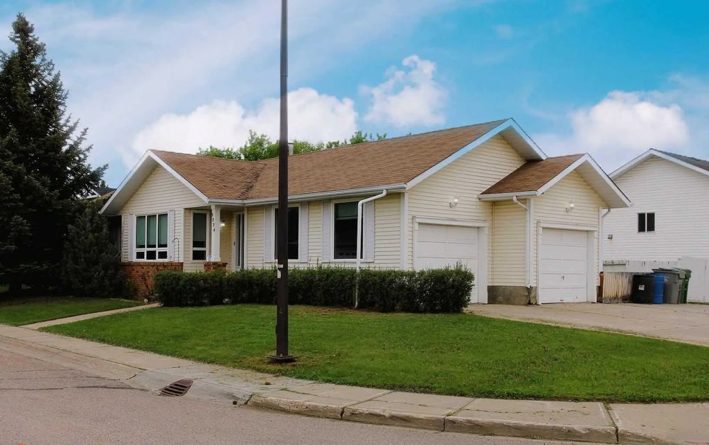 5224 23 Street , Lloydminster