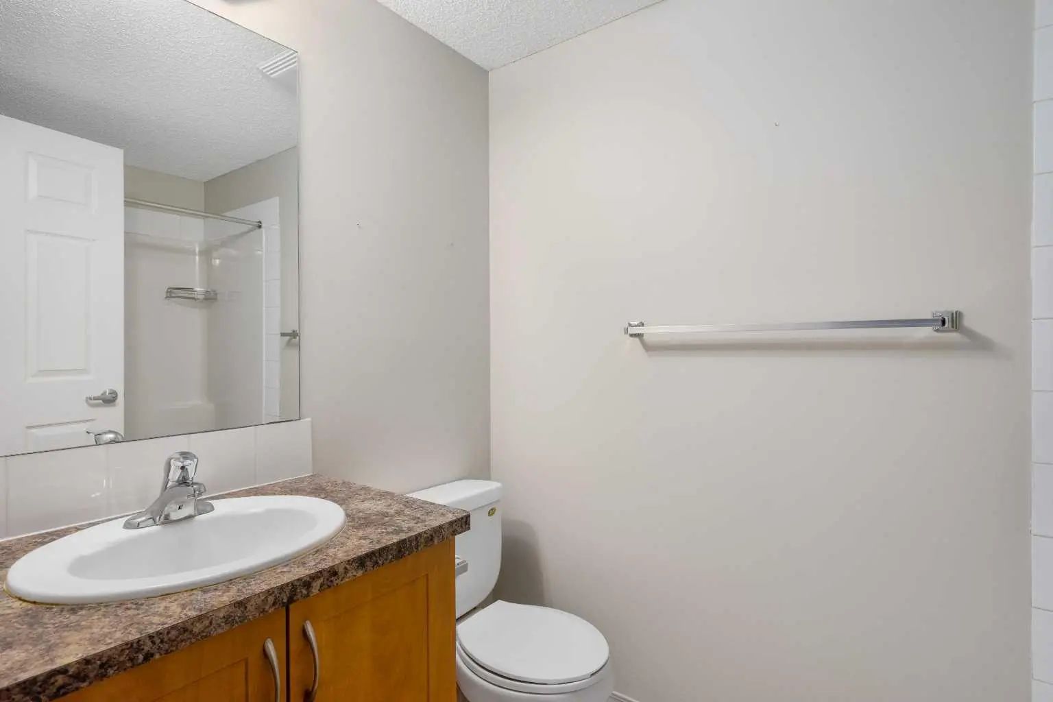 2327 700 Willowbrook Road Northwest, Airdrie – Residential Apartment Listing Photo 13