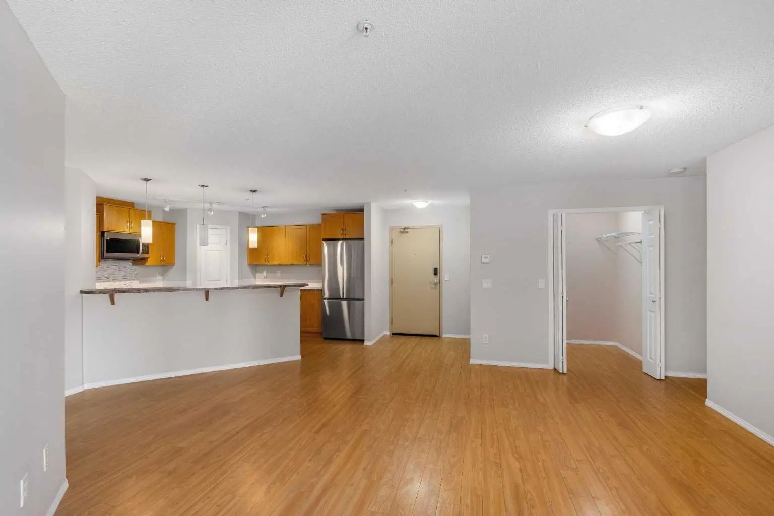 2327 700 Willowbrook Road Northwest, Airdrie – Residential Apartment Listing Photo 6