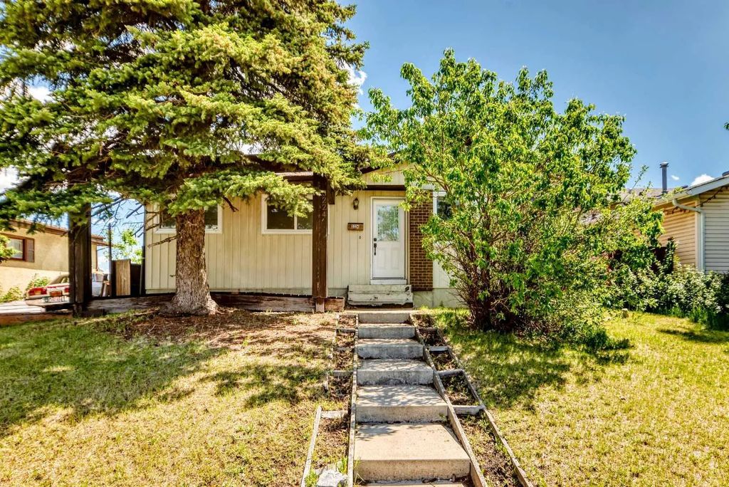 3224 Rundlelawn Road Ne, Calgary