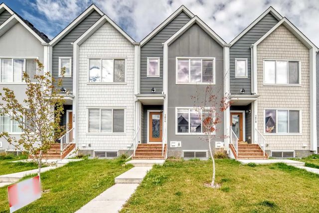 7614 202 Avenue Se, Calgary