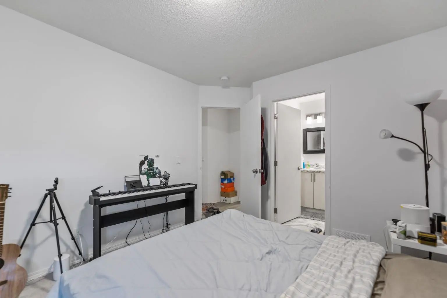 215 Carmel Close Northeast, Calgary – Residential Detached Listing Photo 28