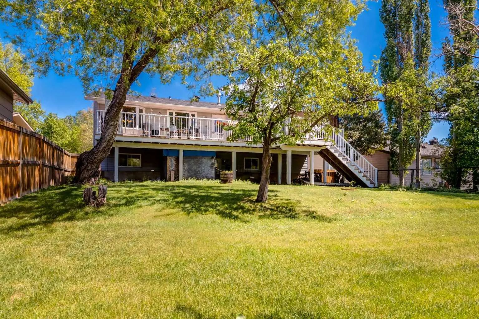 216 Cannington Place Southwest, Calgary – Residential Detached Listing Photo 27