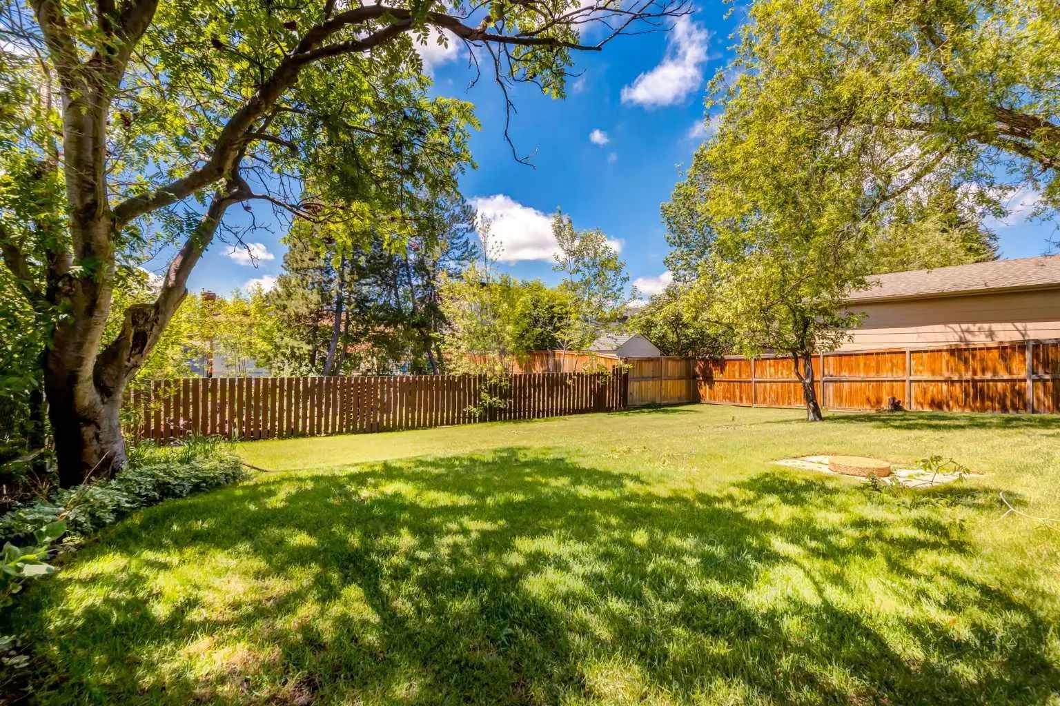 216 Cannington Place Southwest, Calgary – Residential Detached Listing Photo 30