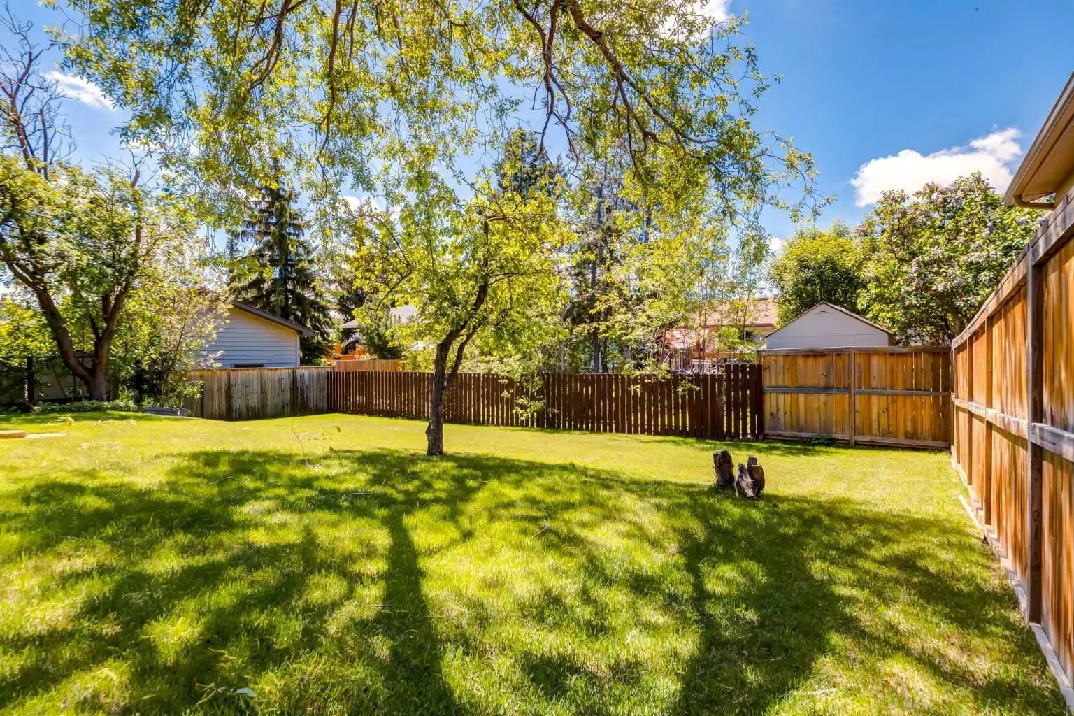 216 Cannington Place Southwest, Calgary – Residential Detached Listing Photo 31