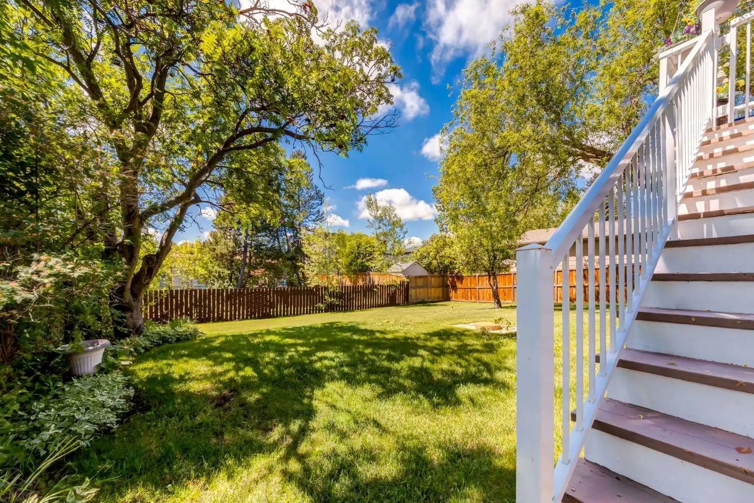 216 Cannington Place Southwest, Calgary – Residential Detached Listing Photo 32