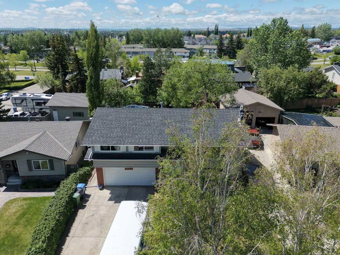 216 Cannington Place Southwest, Calgary – Residential Detached Listing Photo 45