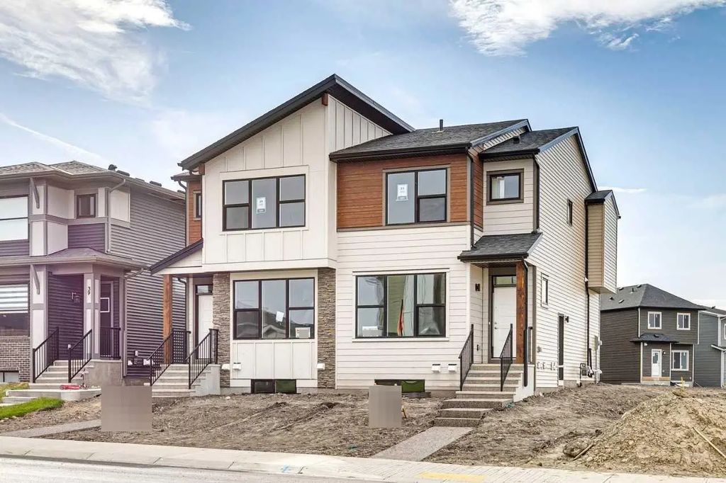 35 Lewisburg Manor Ne, Calgary