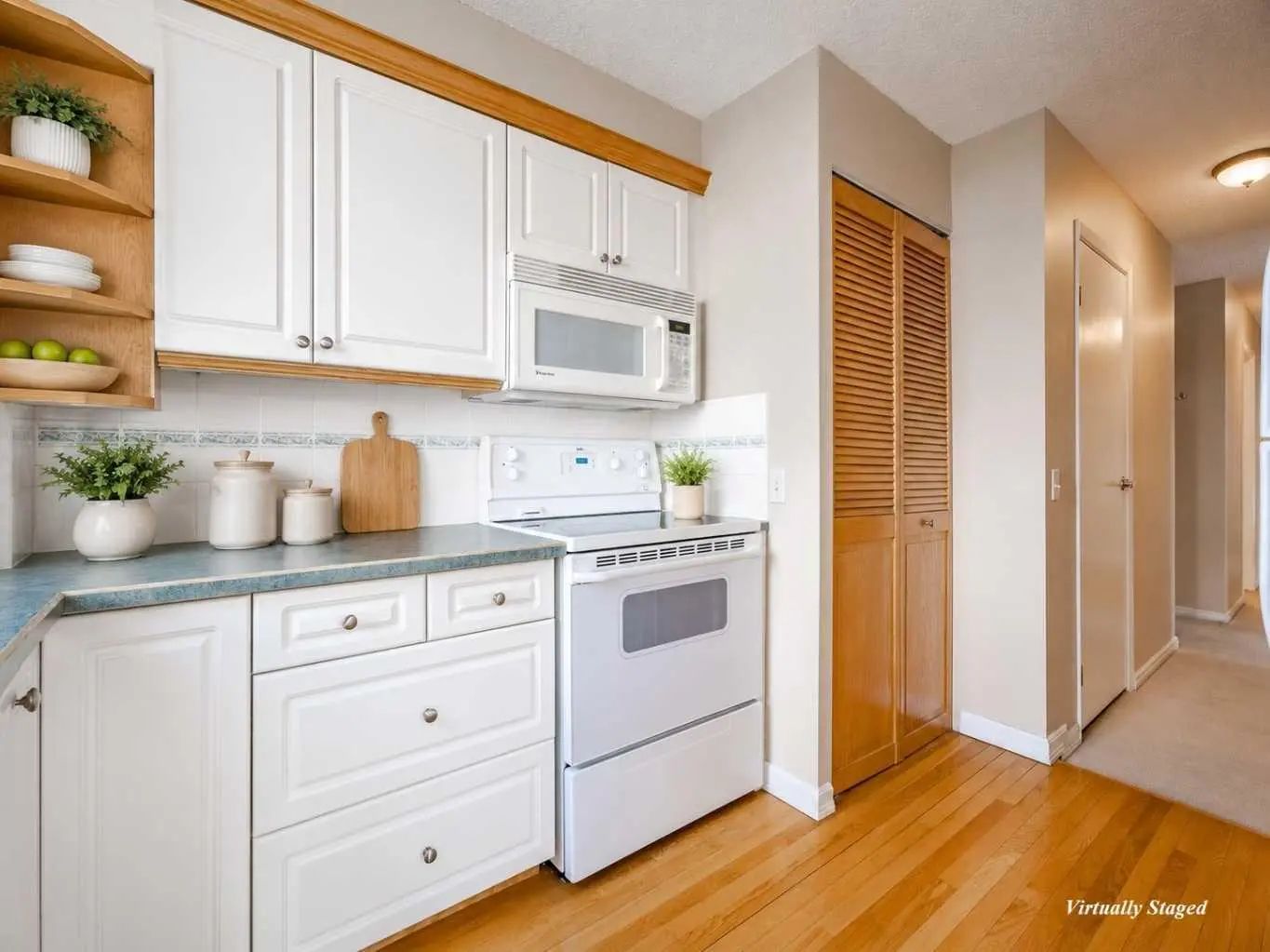 1002 145 Point Drive Northwest, Calgary – Residential Apartment Listing Photo 9