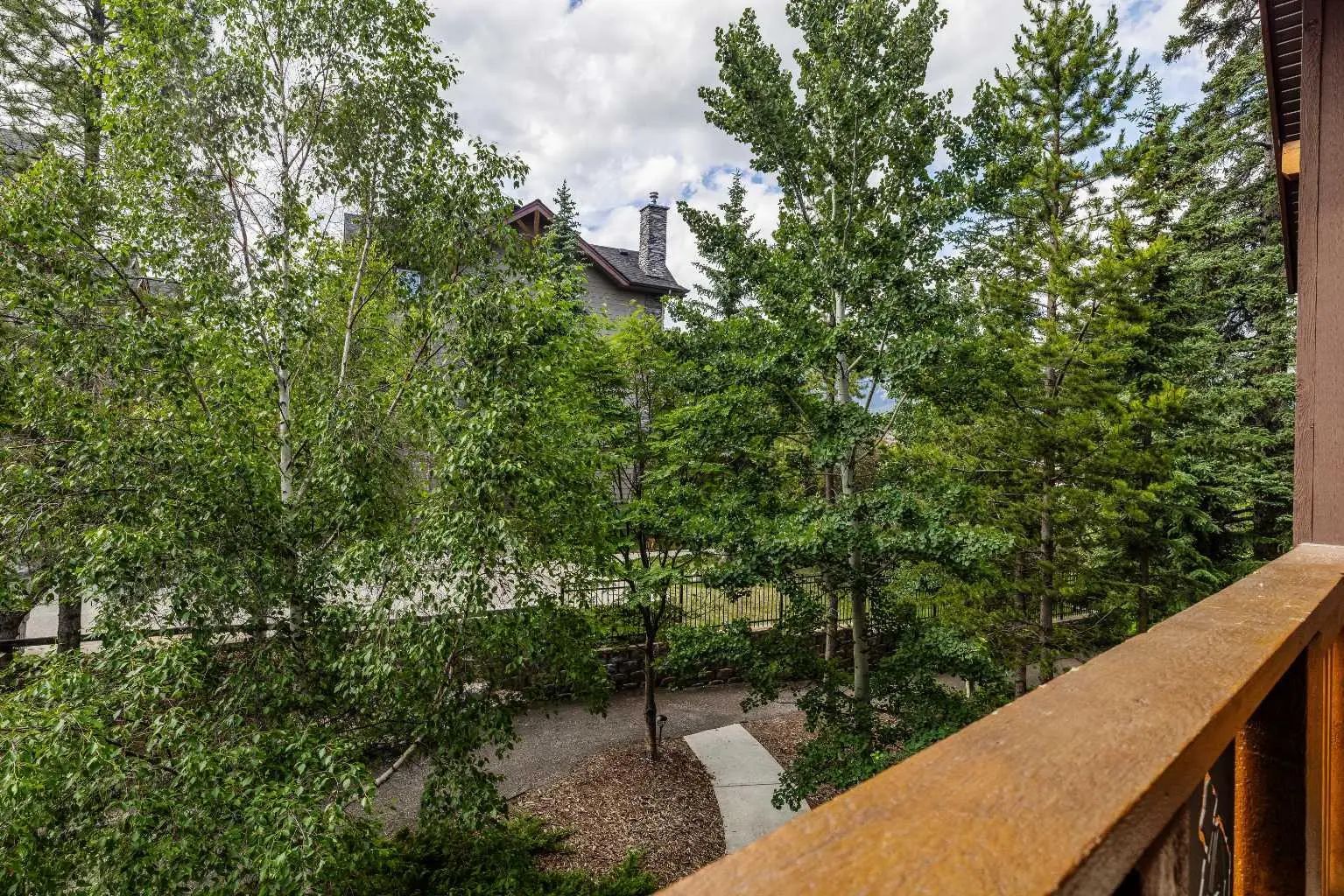 202 75 Dyrgas Gate , Canmore – Residential Row/Townhouse Listing Photo 11