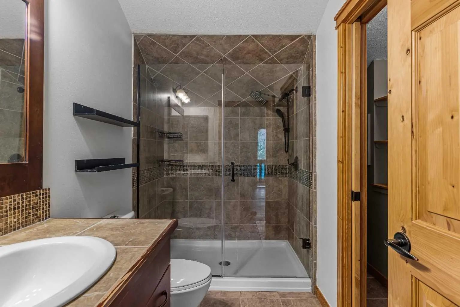 202 75 Dyrgas Gate , Canmore – Residential Row/Townhouse Listing Photo 17